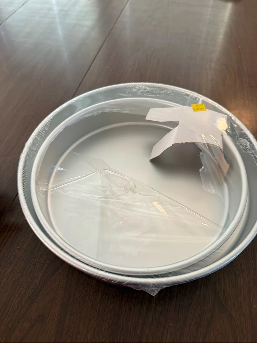 Wilton Round Cake Pans — Silver Aluminum